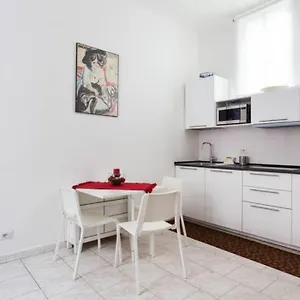 Isola And Zara Comfortable Milano